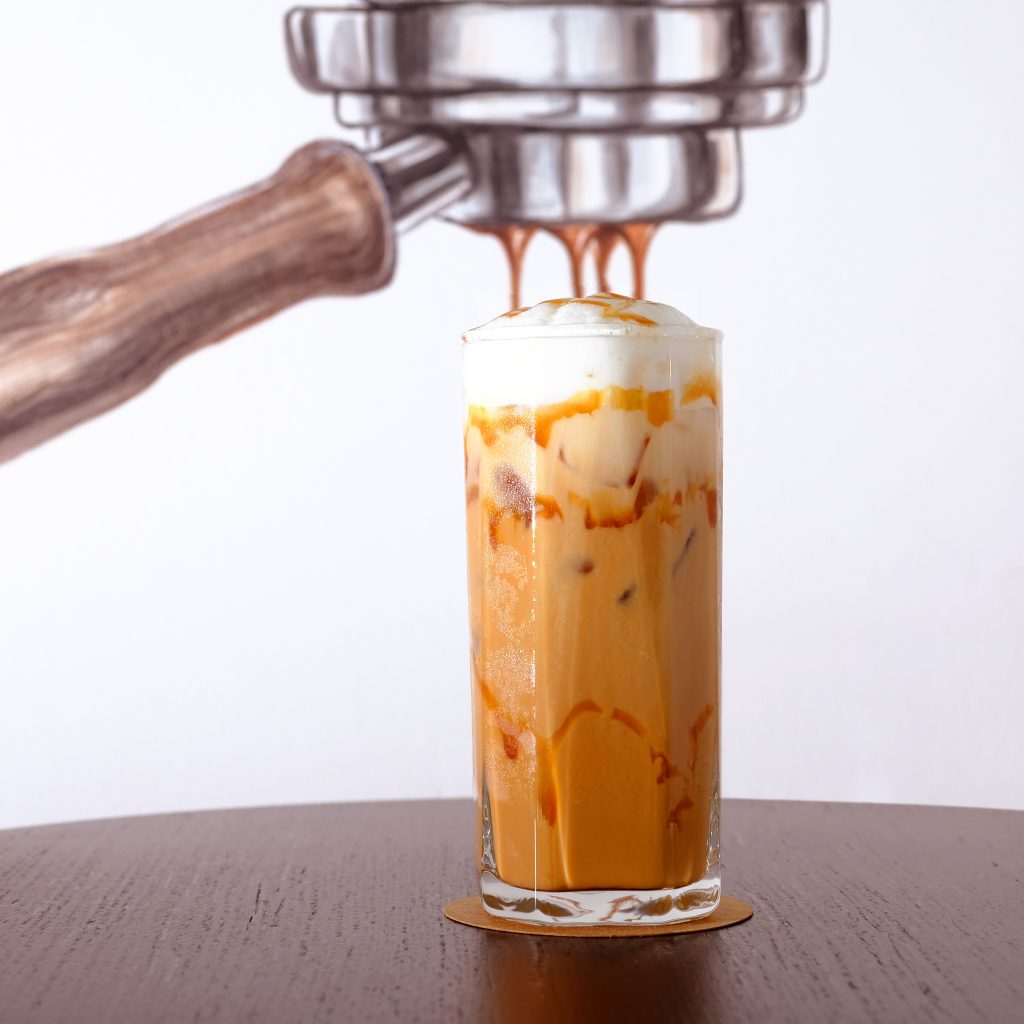 Iced caramel macchiato