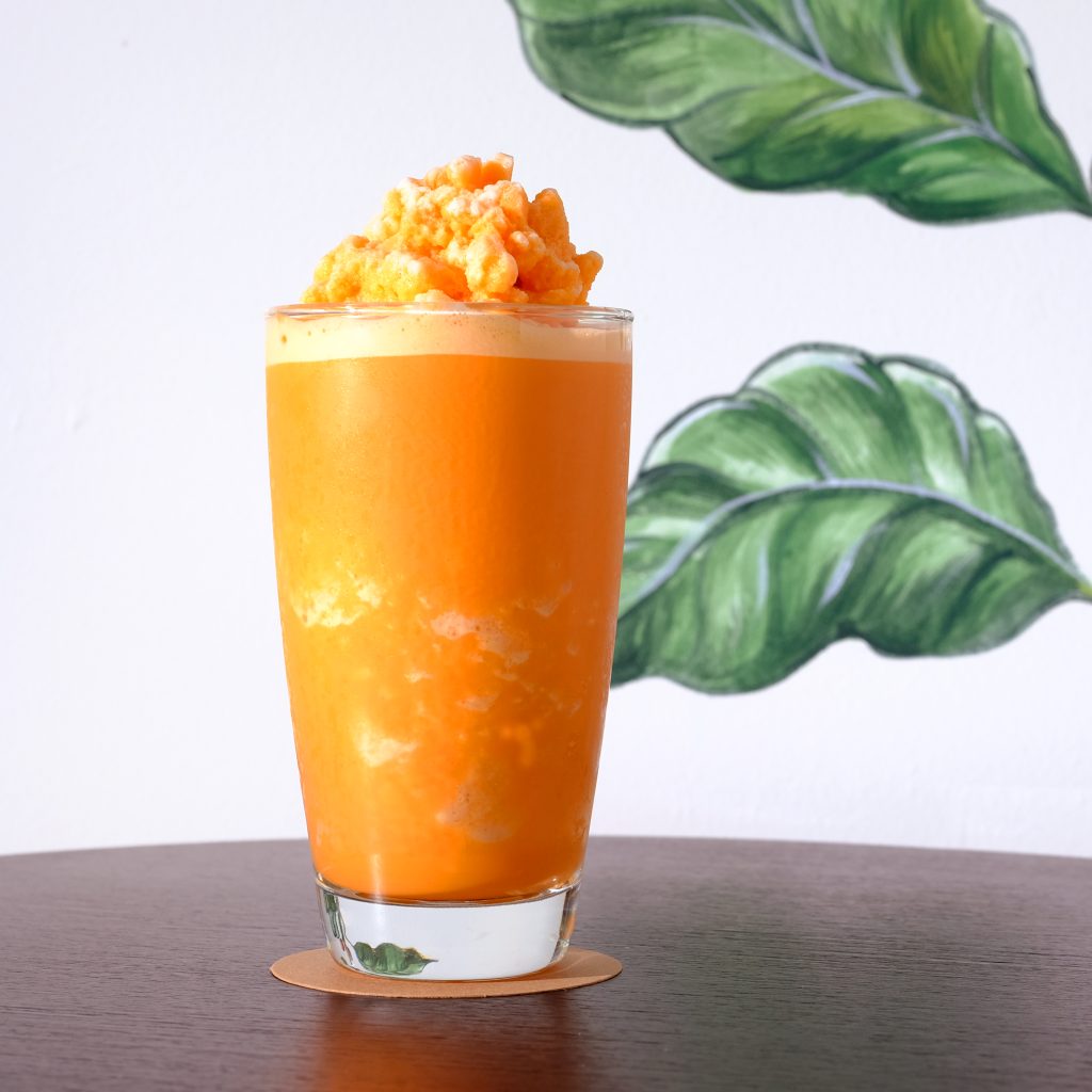 Thai tea with milk frappé